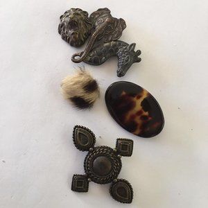 Lot Of 4 Variety Of Brooches Pins •